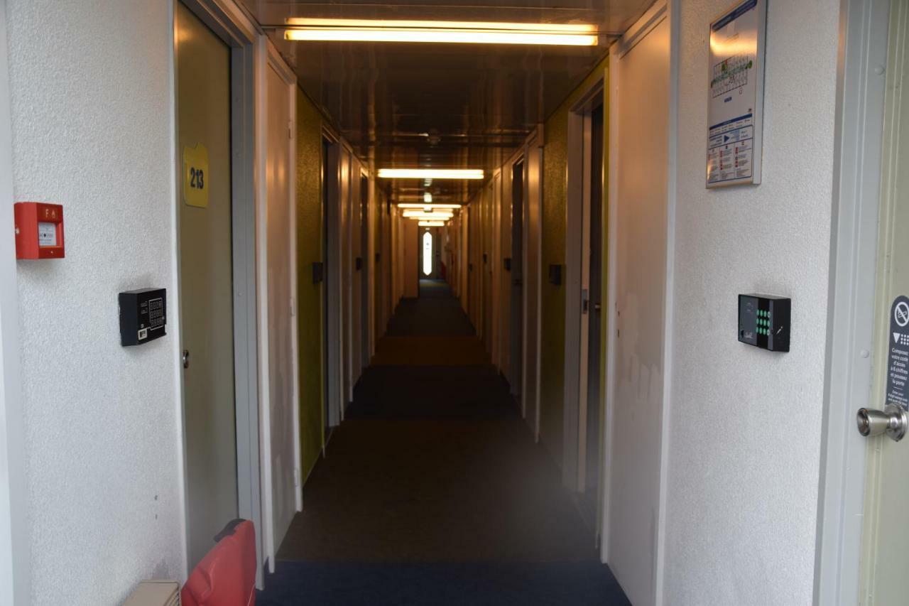 Design Booking Villeneuve-le-Roi Exterior photo